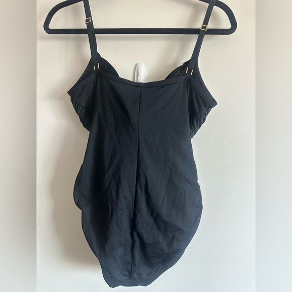 Like New La Blanca Tummy Control Ruched Black One Piece Size 12 - Picture 2 of 4
